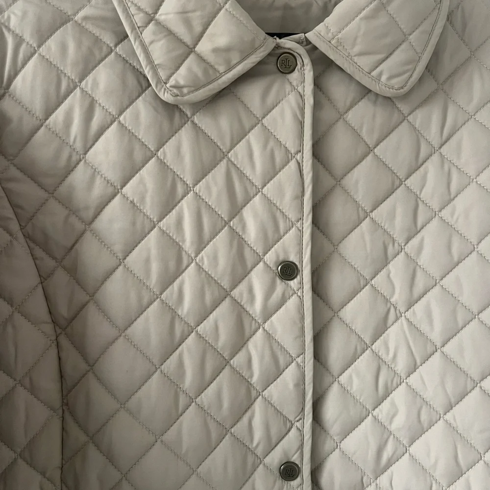Ralph Lauren Tan Quilted Women's Puffer Jacket - Picture 3 of 6